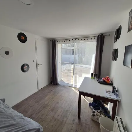 Clem, Coquette Maison, Wifi, Jardin, Parking, Barbecue Ла-Рошель