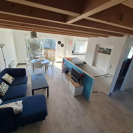 Дом отдыха Clem, Coquette Maison, Wifi, Jardin, Parking, Barbecue Ла-Рошель