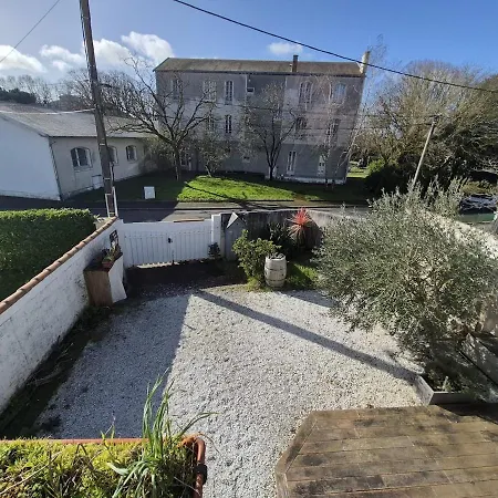 Clem, Coquette Maison, Wifi, Jardin, Parking, Barbecue